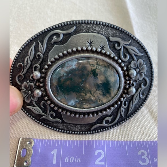 Floral Cast Metal Belt Buckle Gunmetal Finish With Agate Like Inclusion Small - Picture 3 of 5